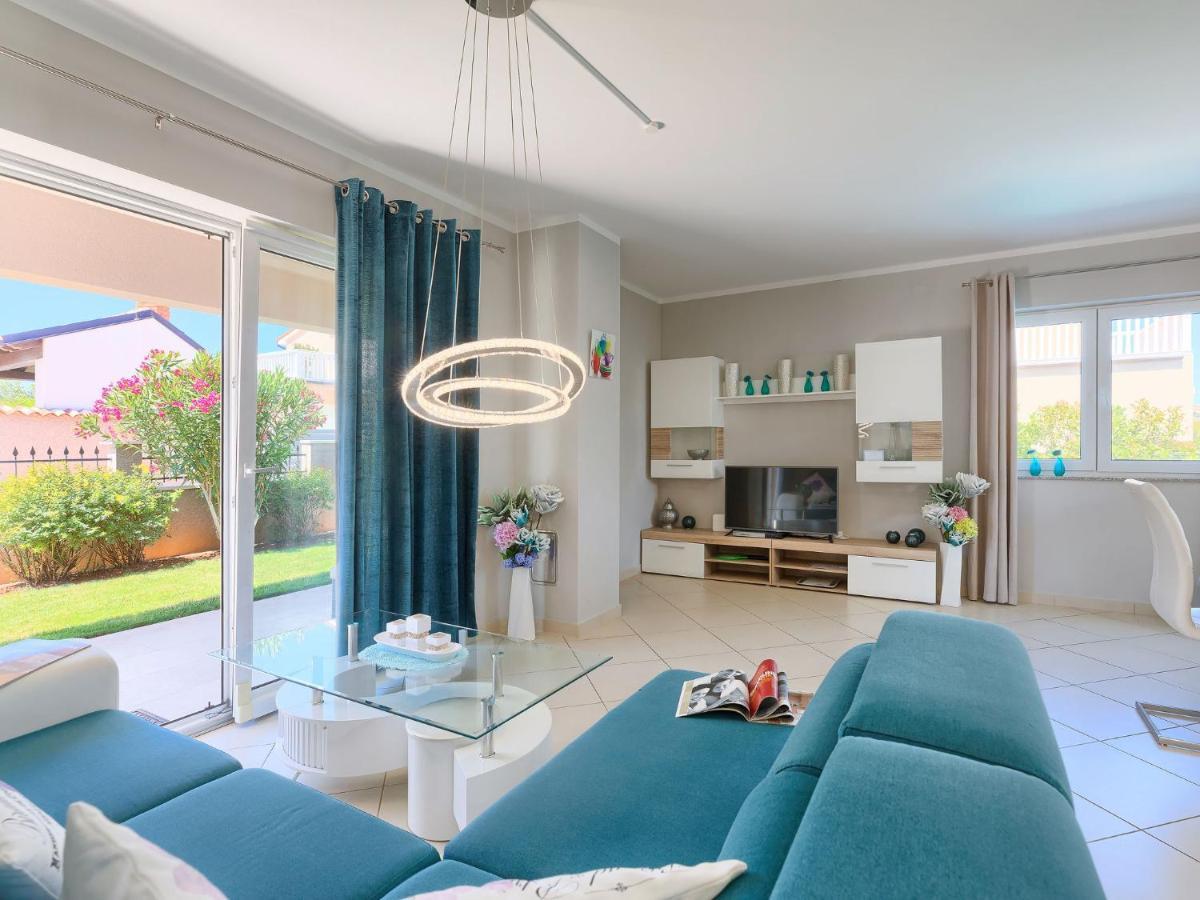 Holiday Home Villa Valentina By Interhome Loborika Eksteriør bilde